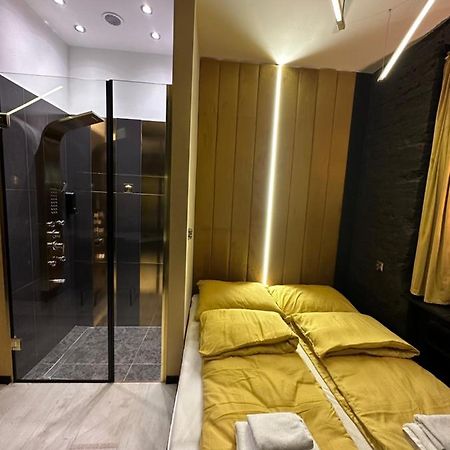 Darkhouse Versace Gold Łódź Zewnętrze zdjęcie